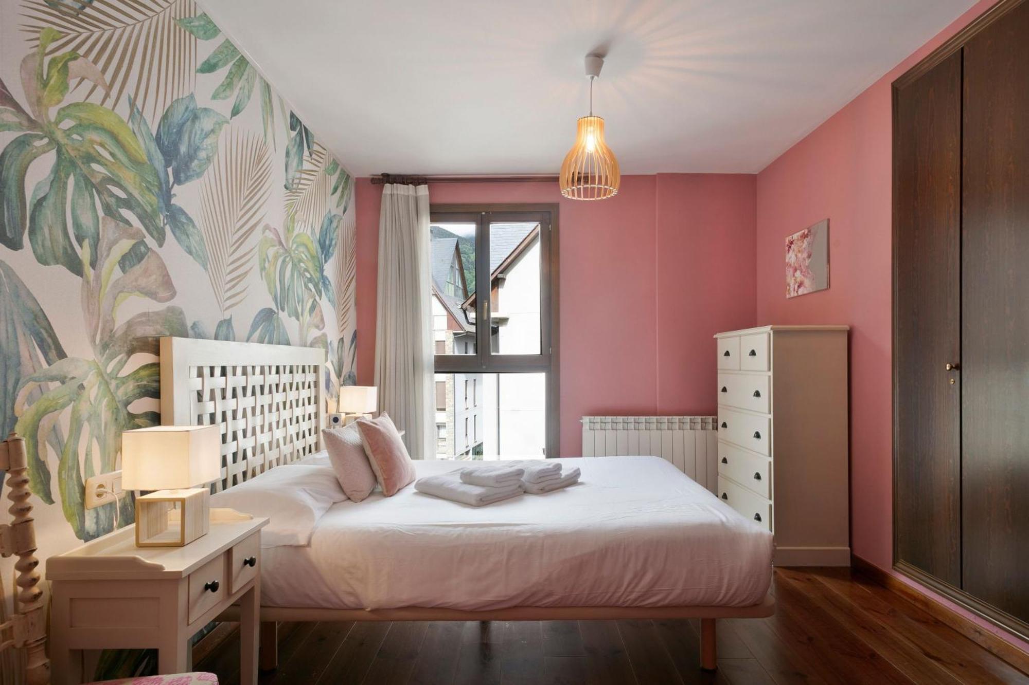 Luderna - Apartamento Brinhon Vielha Esterno foto